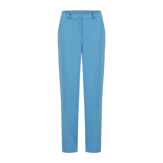 The Petra trouser from Coster Copenhagen is a proper dress trouser. It's classic shape and fit make it a wardrobe essential. This trouser has a full wide leg. The traditional style waistband is complete with belt loops, a zipper and single fabric covered button.