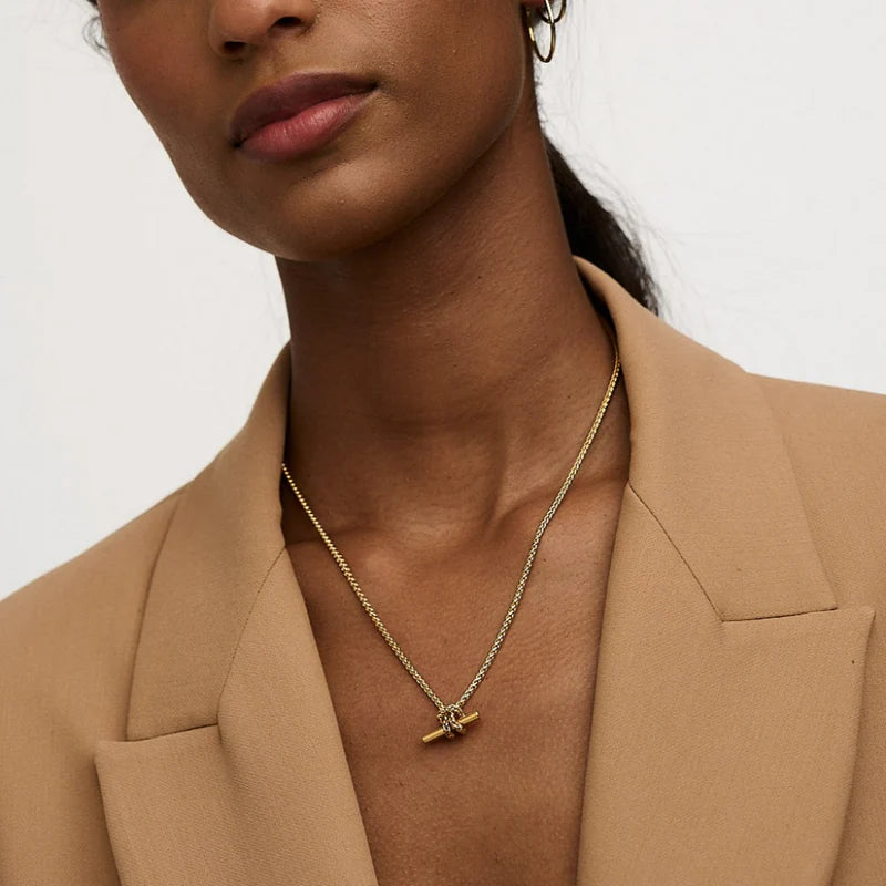 ORELIA "T Bar Chain Knot Necklace" (Pale Gold)