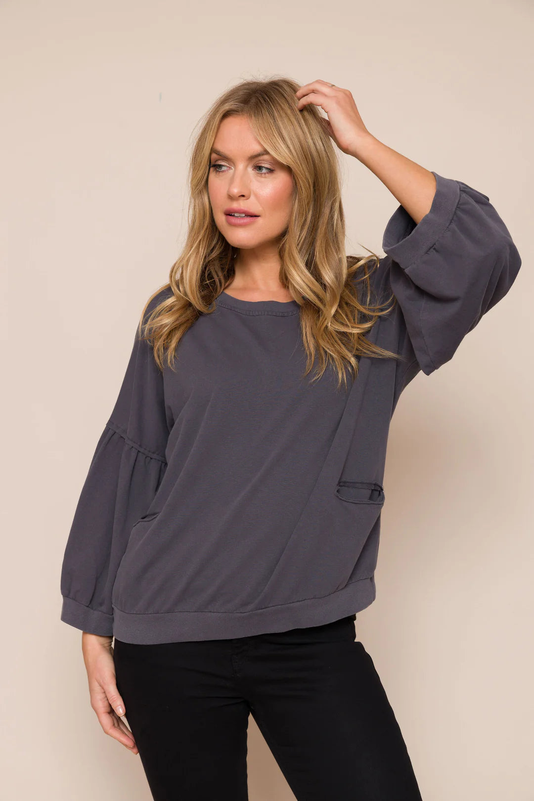 SUZYD 'Bea' Sweat (Dark Grey/Taupe)