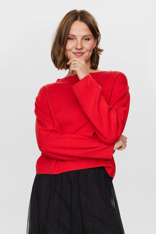 A great knit that you can dress up or down from Scandi brand NUMPH. Easy top pop on and go - we couldn't love the shape more. Bring your wardrobe bang up to date with this fab staple. A wide funnel neck with long fitted sleeves, perfect under a jacket. The fit is true to size.