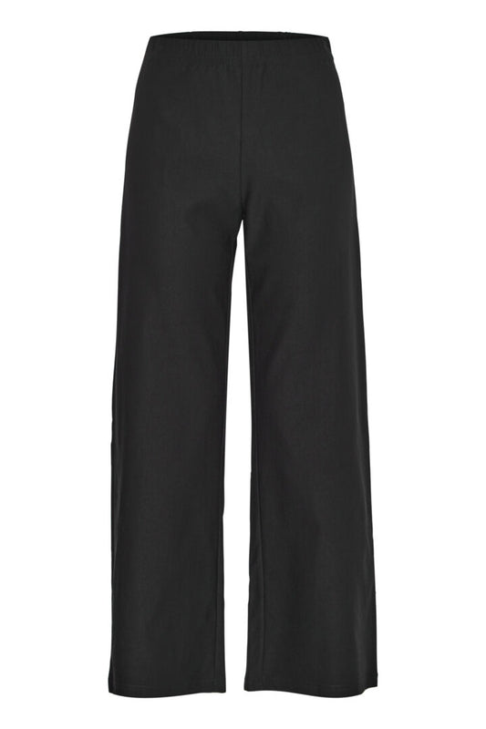 The perfect pull on pant from Fransa. A straight leg pant with high rise and elasticated waist . The fit is true to size.