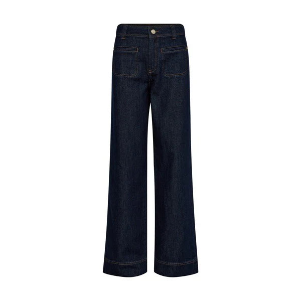 This fashionable and chic Soey Glam Jean from Scandi brand Mos Mosh are perfect for any occasion. These high waisted jeans feature a wide leg style and a deep dark blue colour with a metallic sparkle running through them. With convenient front patch pockets, these jeans are both stylish and functional.