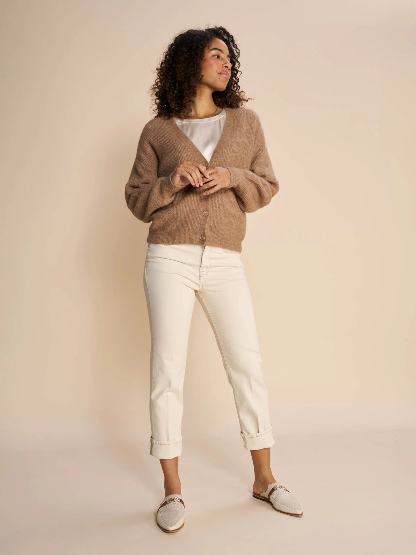 mmthora v neck alpaca wool cropped cardigan