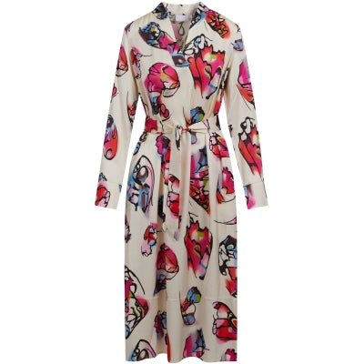 Stunning summer dress with V neck from Coster Copenhagen . This silky feel dress can be dressed up for an occasion but also worn casually with a white flatform trainer for everyday wear. A shape with side pockets and an option of using the self tie belt. A corker of a dress all in all.